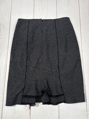 White House Black Market Polka Dot Pencil Skirt Size 6 Black White Ruffle Back